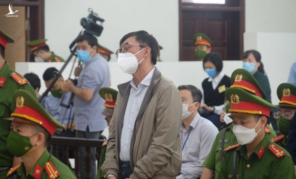 Ông Nguyễn Duy Linh lĩnh án 14 năm tù