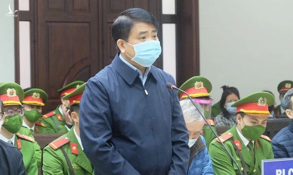Ông Nguyễn Đức Chung khai chuyện nhờ Bùi Quang Huy biếu quà cho một số VIP