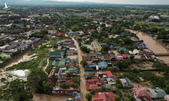 Philippines tan hoang vì siêu bão Noru