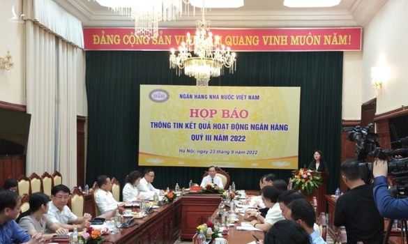 Sự thật việc NHNN họp khẩn các ngân hàng về vấn đề thanh khoản