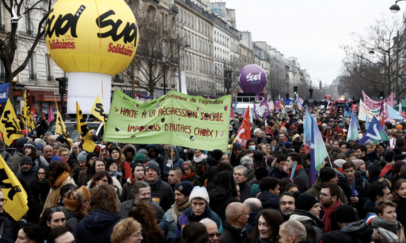 Pháp ngày càng “nóng” vì cải cách của Tổng thống Macron