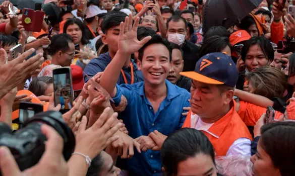 Thái Lan lại đứng trước nguy cơ khủng hoảng chính trị