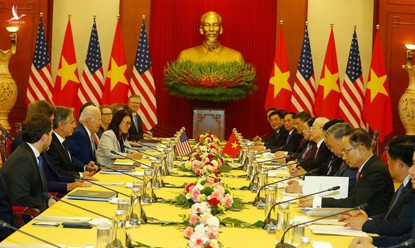 Dư luận quốc tế nói về “trang sử” mới của Việt Nam sau chuyến thăm của Tổng thống Hoa Kỳ