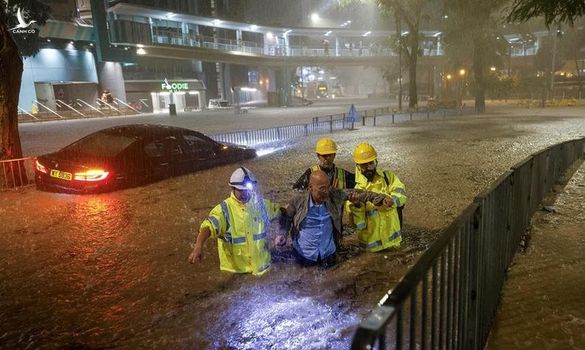 Toàn bộ Hong Kong đang bị “nhấn chìm”