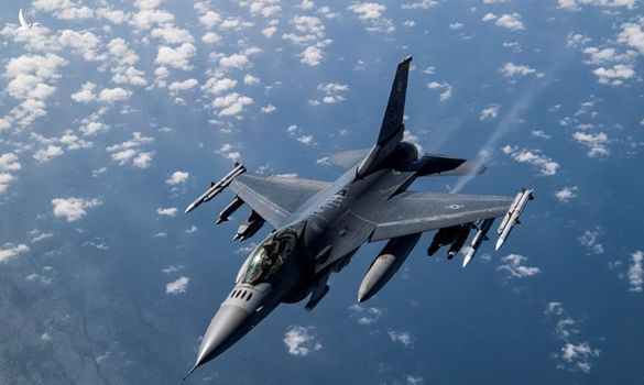 Nga cảnh báo chiến tranh hạt nhân nếu Mỹ trao F-16 cho Ukraine