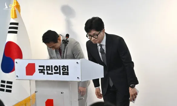 Chính trường Hàn Quốc dậy sóng