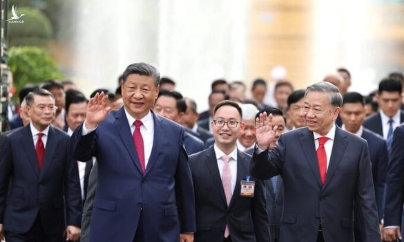 Tổng Bí thư Tô Lâm bước vào hội đàm với Tổng Bí thư, Chủ tịch Trung Quốc Tập Cận Bình
