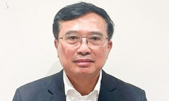 Cựu thứ trưởng Hoàng Quốc Vượng bị xét xử với cáo buộc gây thiệt hại hơn 1.000 tỉ cho EVN