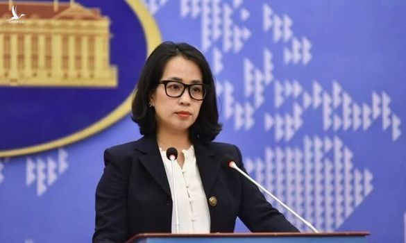 KHI CÁC NƯỚC CHƠI “CỜ” TRÊN BÃI ĐÁ CHÌM