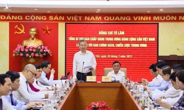 QUYẾT ĐỊNH LỊCH SỬ: NHÀ NƯỚC XOÁ BỎ ĐỘC QUYỀN VÀNG