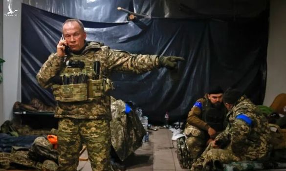 Nga nã thẳng tên lửa vào Kiev – Ông Zelensky đòi sa thải Tổng Tư lệnh
