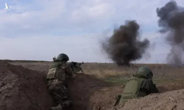 Chiến trường Ukraine rực lửa, quân Nga tràn lên mọi mặt trận