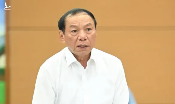 Mặc áo có logo thương hiệu không phải quảng cáo, ‘đại biểu Quốc hội cứ yên tâm mặc’
