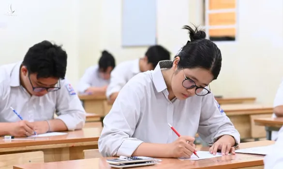Đề thi tiếng Anh tốt nghiệp 2024 có thực sự “quá khó”?