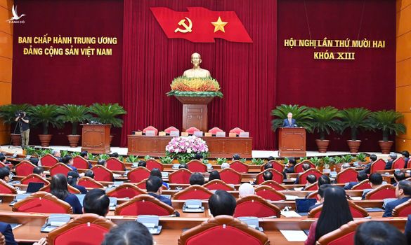 Trung ương đổi mới công tác nhân sự và tổ chức: Chuẩn bị toàn diện cho Đại hội XIV