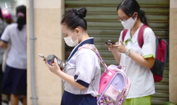 TP.HCM: Hướng tới trường học không điện thoại và “trường học hạnh phúc”