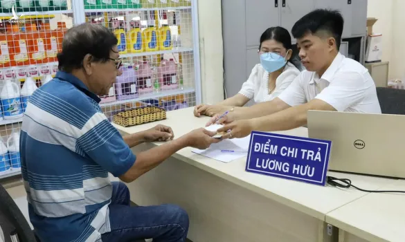 BHXH Việt Nam thông tin về lịch trả lương hưu tháng 7