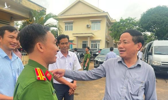 Giao KPI cho Chủ tịch và Bí thư xã: Không xong thì cả hai ‘cùng lên đường’