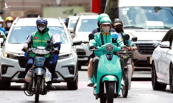 Cấm xe xăng nội đô: Từ chính sách xanh đến nỗi lo “cơm – áo  – gạo – tiền”
