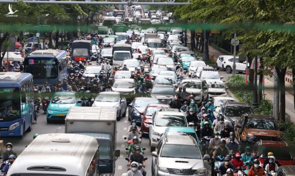 TPHCM dự kiến lập vùng phát thải thấp với 15 cầu và 17 đường hạn chế xe xăng