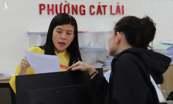 Cán bộ phường sau sáp nhập: Người thừa, việc thiếu và bài toán nhân sự