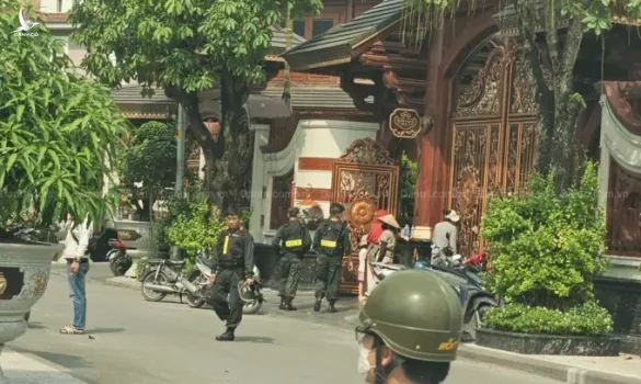 Gần 100 cảnh sát có mặt tại biệt phủ của chủ thẩm mỹ viện Mailisa ở TPHCM