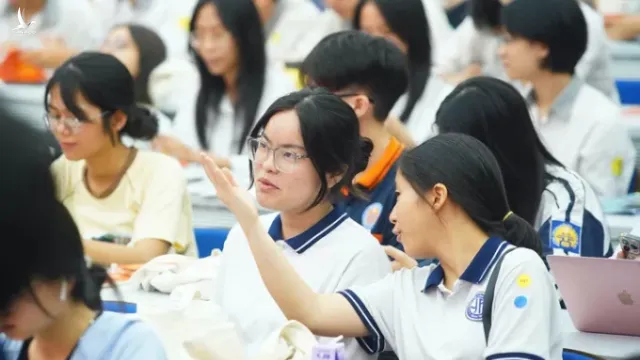 Bộ GD&ĐT yêu cầu các trường đại học từng thông báo bỏ xét tuyển tổ hợp khối C00 nhanh chóng điều chỉnh quyết định