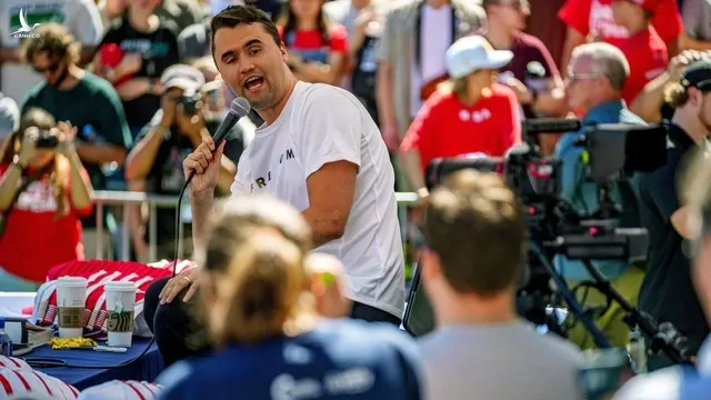 Từ vụ ám sát Charlie Kirk đến nguy cơ suy yếu ảnh hưởng toàn cầu của Mỹ