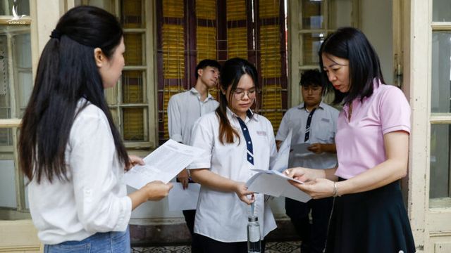 Bộ GD-ĐT lấy ý kiến bỏ xét tuyển sinh bằng học bạ